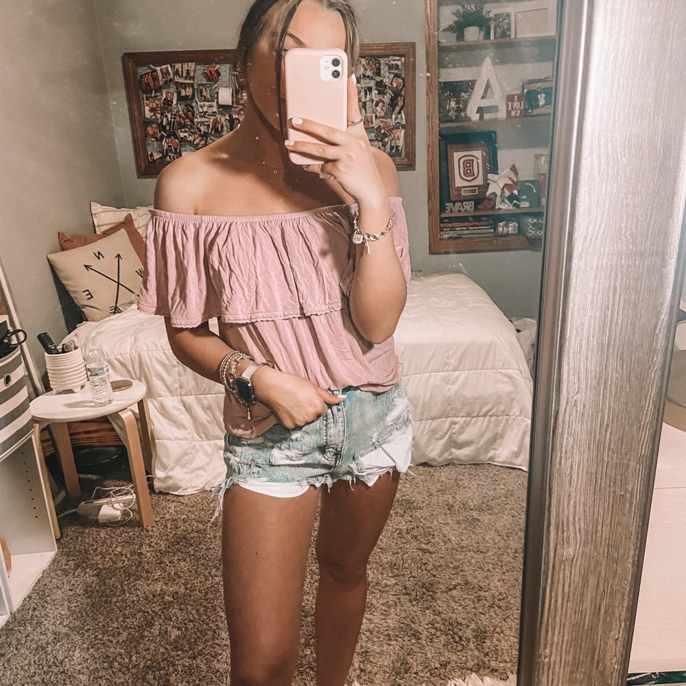 Soft & sexy off the shoulder top